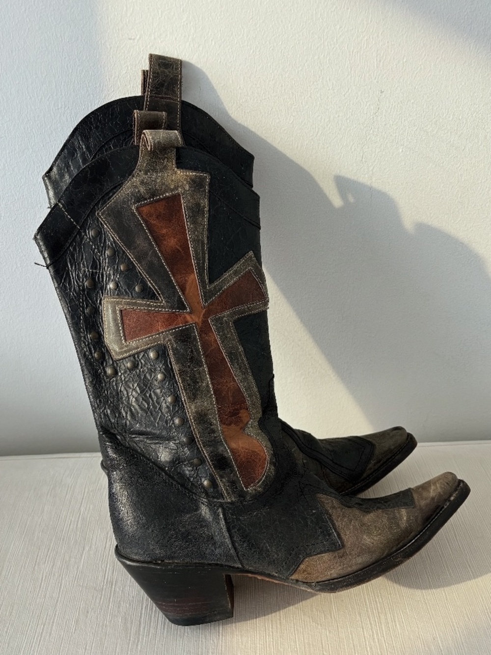 Vintage Stetson Cross Overlay Leather Cowboy Boots 8.5